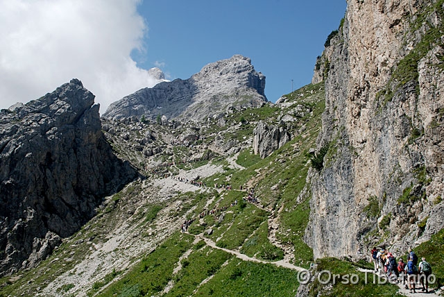 _DSC2148-f.jpg - Dolomiti. Salendo verso il Rifugio Coldai  [a, FF, none]